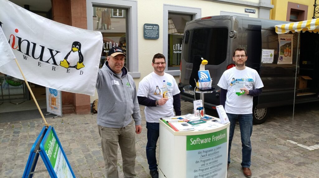 Infostand der Communities in HAslach